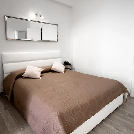 Miramare 酒店 诺利