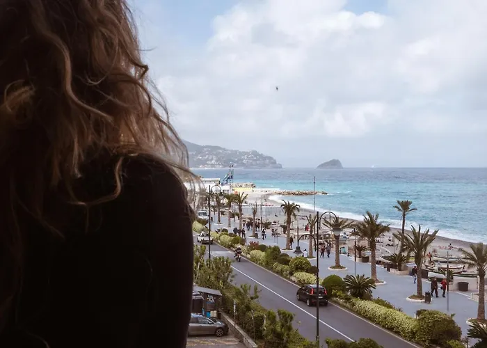 米拉马雷酒店 酒店 诺利